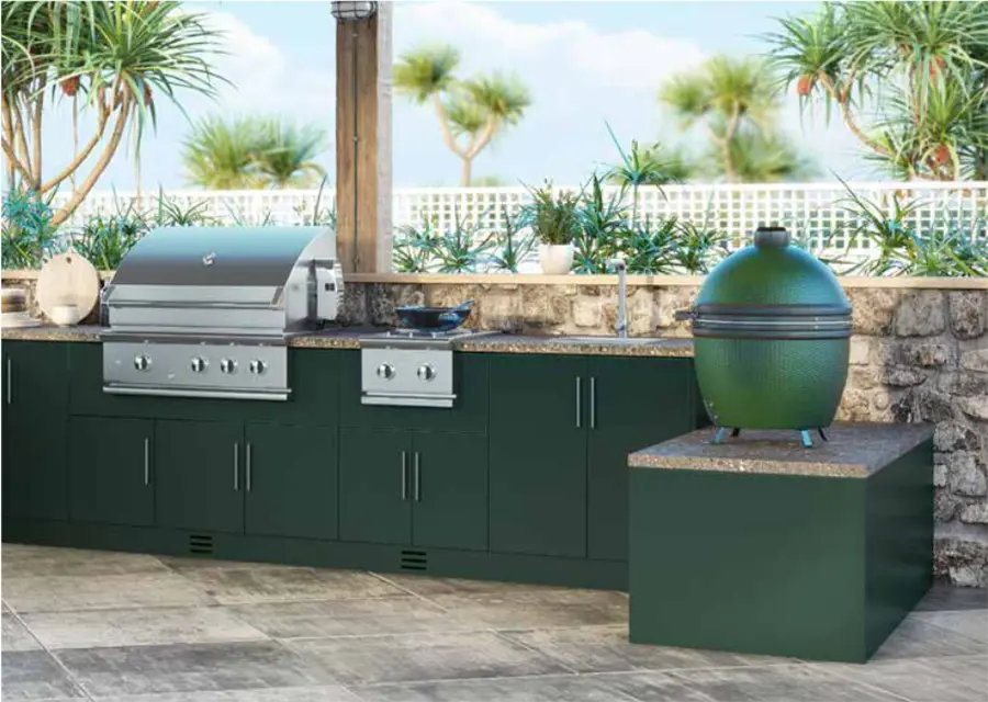 Outdoor Kitchen